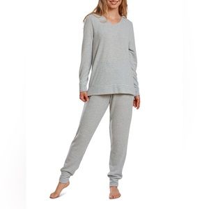 NWT Cozy N Curious PJ Set M